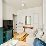 Bel Appartement Au Coeur Des Batignolles