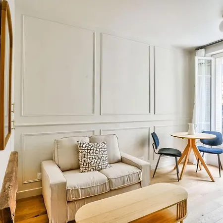 Bel Au Coeur Des Batignolles *